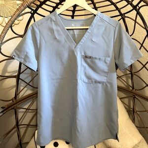 Brand New Without Tags, Catarina One-Pocket Scrub Top™ - S + Regular
